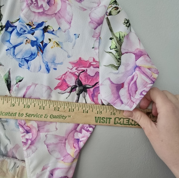 Show Me Your Mumu Ibiza White Multi Color Floral Open Back Mini Dress Size M - Picture 9 of 12